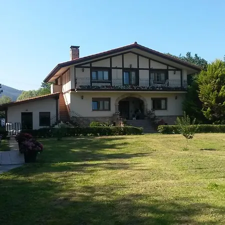 Ibarrondo Etxea * Mungia