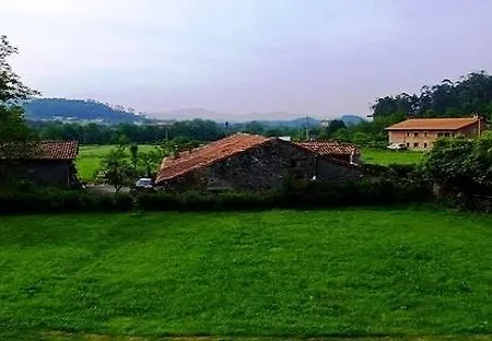 Ibarrondo Etxea *